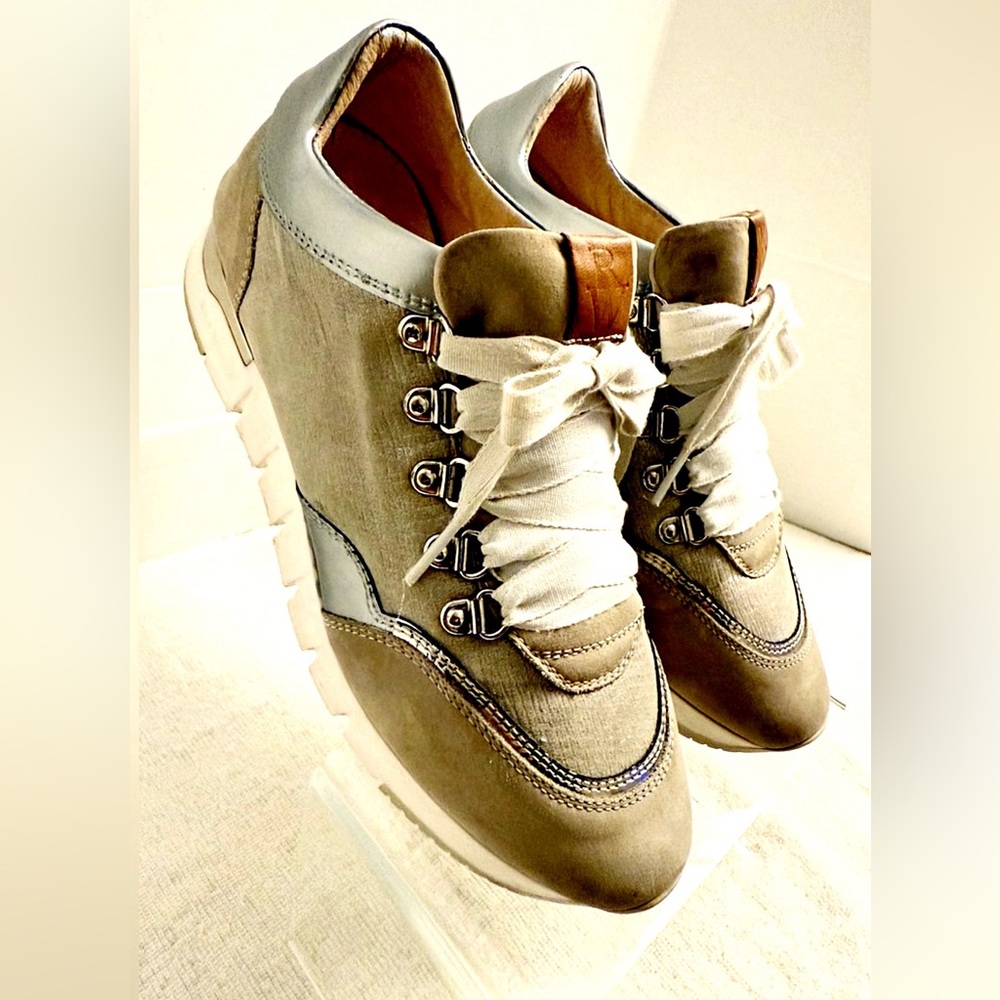 Ron White Zorina Low-Top Sneakers | Size 6 | Leather Suede | Clean & Restored